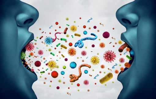 CDC xác nhận COVID-19 có thể lây qua không khí