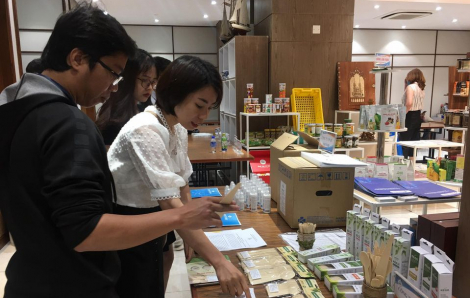 Doanh nghiệp Việt được khuyên bán hàng online vào Singapore