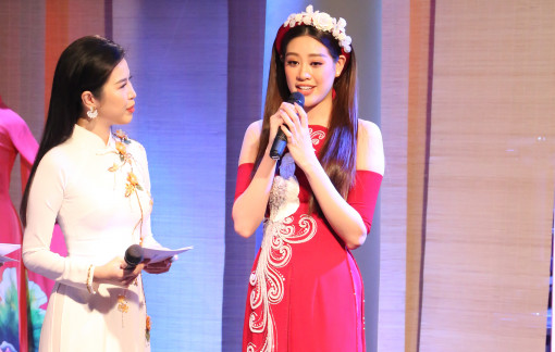 Lễ hội Áo dài TPHCM 2020 thay đổi để thích nghi