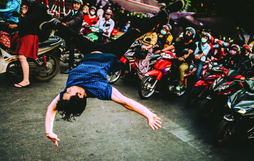 Ánh sáng kỳ diệu của Bboy Lee