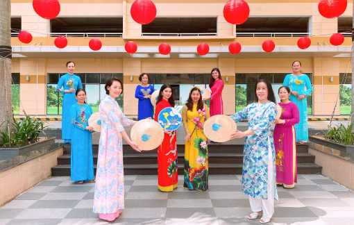 Duyên dáng, tự tin với áo dài