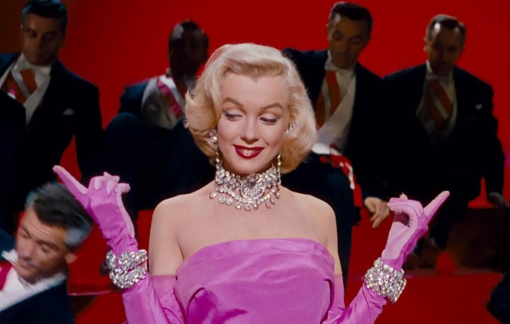 Văn hóa "tóc vàng hoe": Sự ngờ nghệch giả tạo nay đã lỗi thời