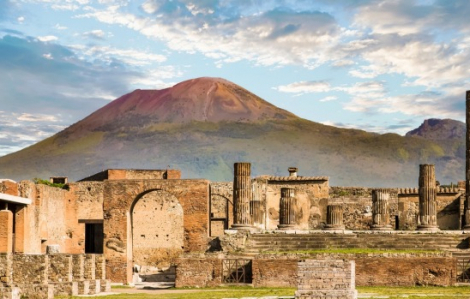 Trả lại cổ vật lấy cắp 15 năm từ di tích Pompeii vì "sợ lời nguyền"