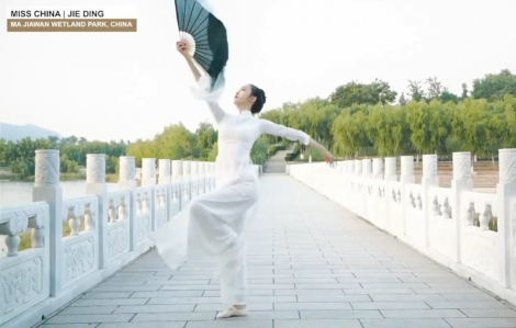 Thí sinh Trung Quốc mặc áo dài truyền thống của Việt Nam để dự thi Hoa hậu Trái đất 2020?