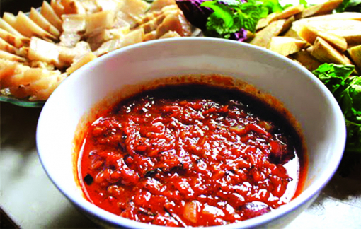 Mùa mưa lũ, không gì ngon bằng ăn mắm và khô