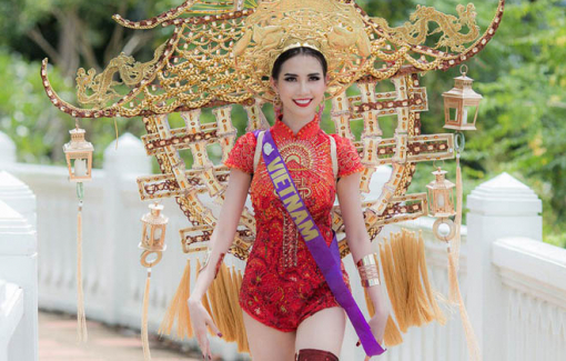 Áo dài Việt trên đấu trường nhan sắc: Có thấy "tâm hồn quê hương"?