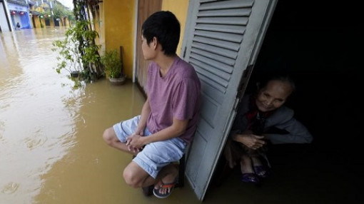 Chuyện vụn ngày lũ