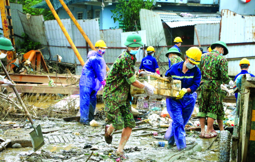 Sau lũ, miền Trung gồng mình phòng, chống dịch bệnh