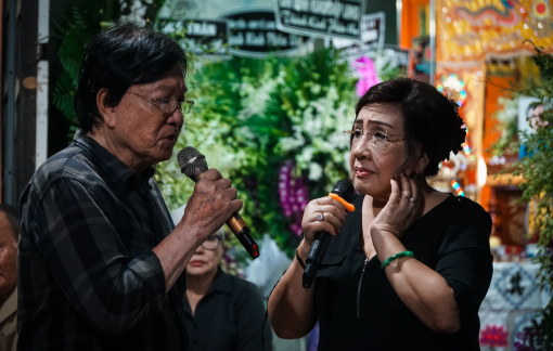 NSND Lệ Thủy và nhiều đồng nghiệp hát tiễn biệt NSƯT Nam Hùng