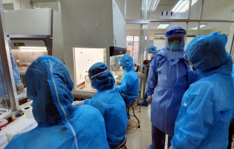 Tối 29/10, 4 người mắc COVID-19