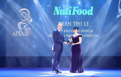 NutiFood lập “hat-trick” với 3 giải thưởng về doanh nghiệp và lãnh đạo xuất sắc châu Á