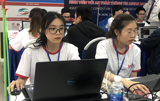 Sinh viên bảy nước Đông Nam Á tranh tài làm... hacker