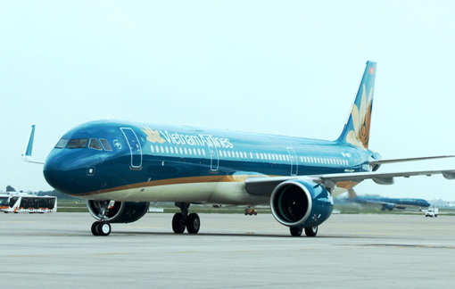 Máy bay từ Hà Nội đi TPHCM phải quay đầu vì hành khách bật lửa