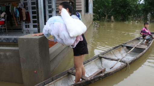 Đại biểu Quốc hội: Hỗ trợ, quyên góp tự phát từ người dân có thể "đẻ" ra vô vàn hệ lụy