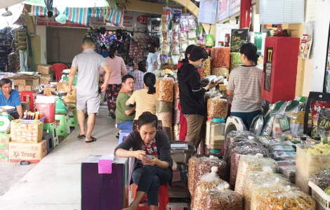 Tết Tân Sửu không thiếu hàng nhưng bán mua sẽ ảm đạm