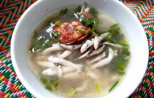 Canh cá mại nấu quả chay