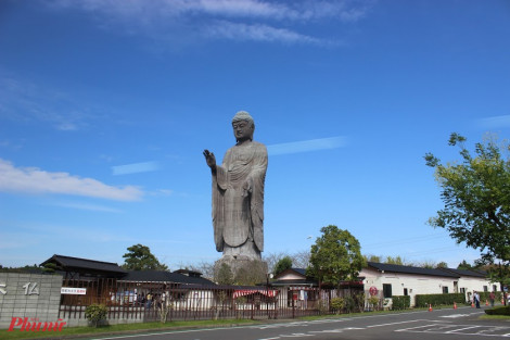 Bên trong bức tượng Phật bằng đồng lớn nhất thế giới tại Ibaraki, Nhật Bản