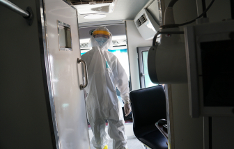 Tối 19/11, 4 người mắc COVID-19