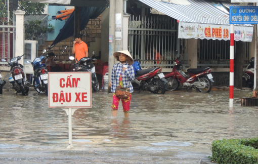 Cần Thơ: Không sử dụng ngân sách địa phương hỗ trợ người bán vé số dạo