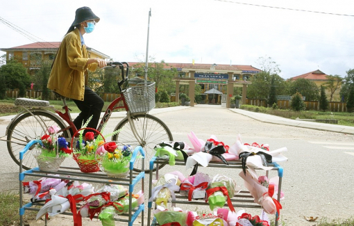 Cô trò ở những ngôi trường 40 ngày ngập lụt