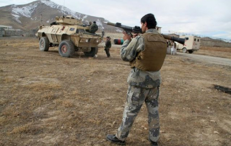 Đánh bom liều chết làm hơn 50 sĩ quan thương vong ở Afghanistan