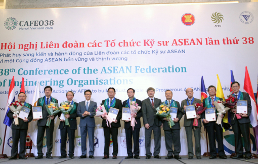 Thêm 44 kỹ sư của Tổng công ty Điện lực TP.HCM được nhận Chứng chỉ kỹ sư chuyên nghiệp ASEAN
