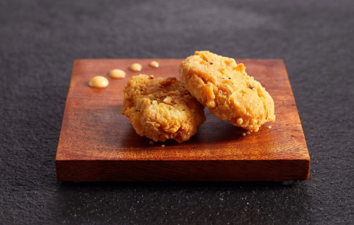 Singapore trở thành quốc gia đầu tiên chấp thuận bán thịt nuôi trong phòng thí nghiệm