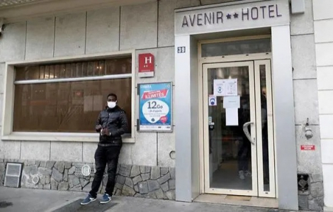 Khách sạn giữa Paris hoa lệ dành phòng cho người vô gia cư trong đại dịch