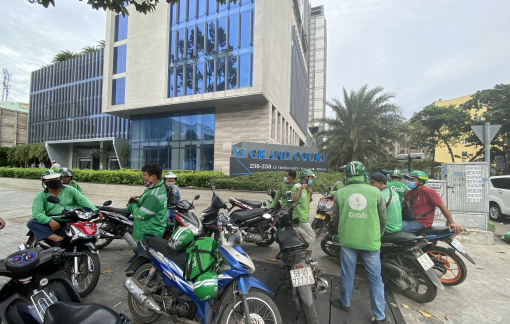 Grab nói gì khi bị tài xế tập trung phản đối?