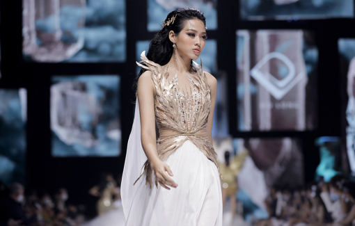 Hoa hậu Đỗ Thị Hà và 2 lần biến hoá trên sàn diễn khó nhận ra