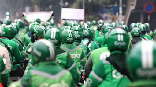 Tổng cục Thuế: "Grab tăng giá cước là sai quy định"