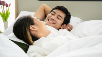 Giờ "G" là vợ điểm trang