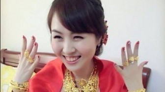 Bồ nhí chọc cho chính thất ghen