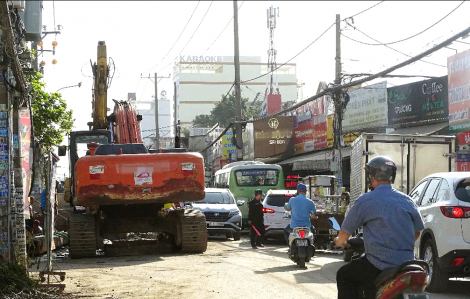 Đường Nguyễn Duy Trinh: Xóa điểm đen tai nạn nhưng ùn tắc vẫn còn