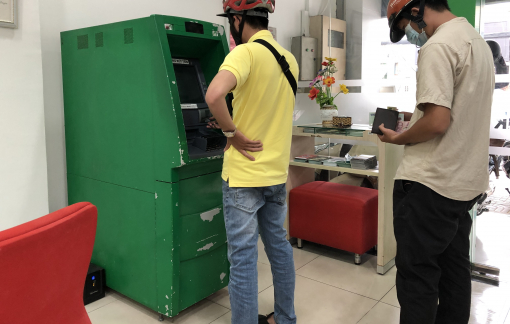 Không để ATM hết tiền vào dịp tết