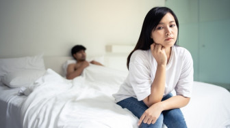 Vợ nhận phần thiệt chăn gối