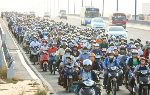 TPHCM "mù trời" do ô nhiễm khí thải xe máy?