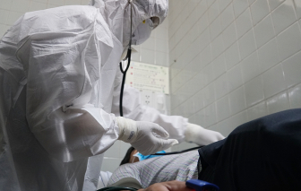 Tối 21/12, người đàn ông 37 tuổi mắc COVID-19