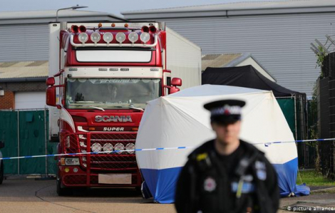 Hai kẻ buôn người bị kết tội ngộ sát 39 người Việt trong xe container ở Anh