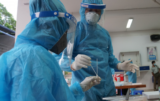 Tối 22/12, 6 người mắc COVID-19