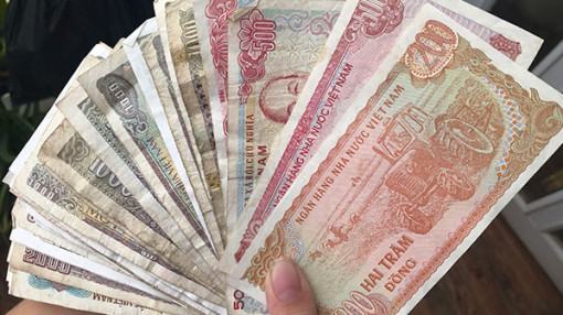 Không in tiền lẻ mới, điểm đổi hét phí "trên trời"