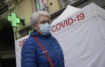 Pháp ghi nhận ca nhiễm biến chủng virus từ Anh, cụm lây lan ở nhà tù khiến tình hình Hàn Quốc tồi tệ