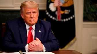 Tổng thống Trump ký dự luật cứu trợ COVID-19 trị giá 2,3 ngàn tỷ USD