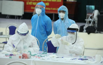 Tối 30/12, 2 người mắc COVID-19