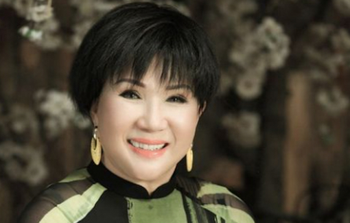 Danh ca Lệ Thu mắc COVID-19, phải dùng máy trợ thở