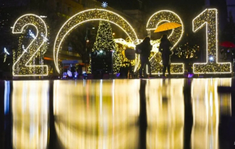 Thế giới đón một đêm Giao thừa “trong phong tỏa”