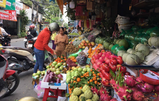 Giá thực phẩm tăng nhẹ trong ngày đầu năm mới