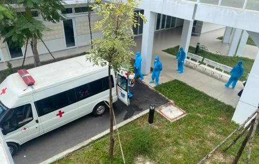 Nửa đêm, nữ y sĩ kiệt sức ngất xỉu trong khu cách ly có 2 ca COVID-19 ở Bình Dương