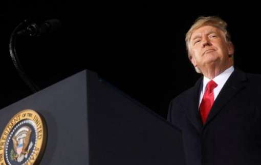 Tổng thống Donald Trump ký lệnh cấm giao dịch với 8 ứng dụng Trung Quốc