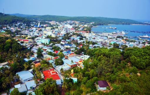 Đột phá để xứng tầm thành phố biển đảo đầu tiên